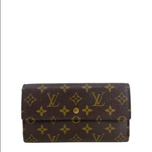 Louis Vuitton trifold monogram wallet